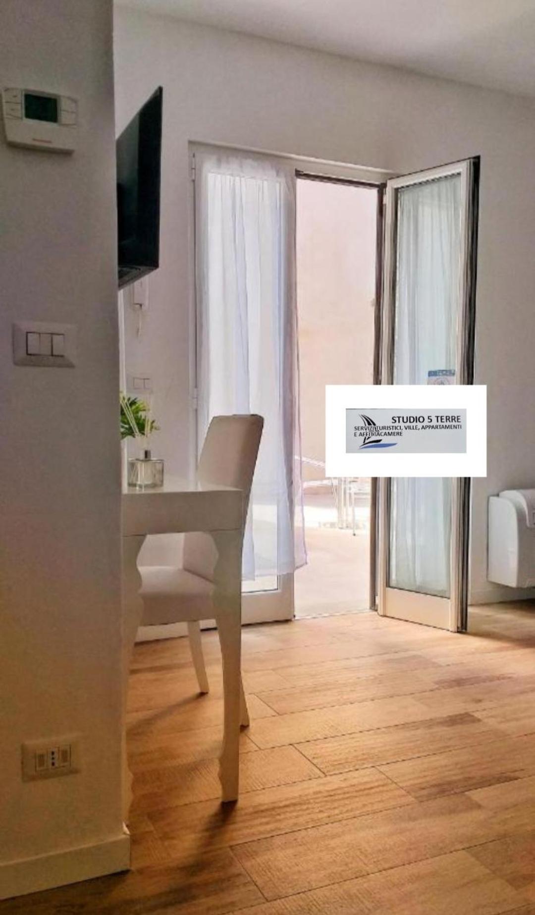 Residenza Solferino Apartment Corniglia Exterior photo